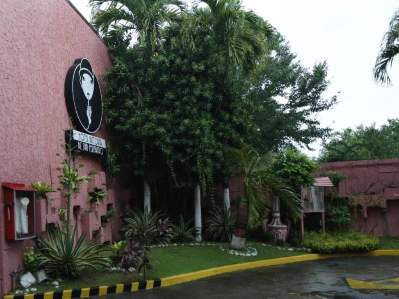 Victoria Court San Fernando Motel Exterior photo